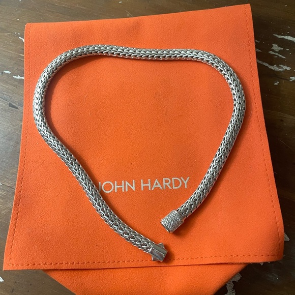 John Hardy Jewelry - John Hardy Sterling Silver and 18k Necklace pave diamonds 🔥 Saturday & Sunday 🥳